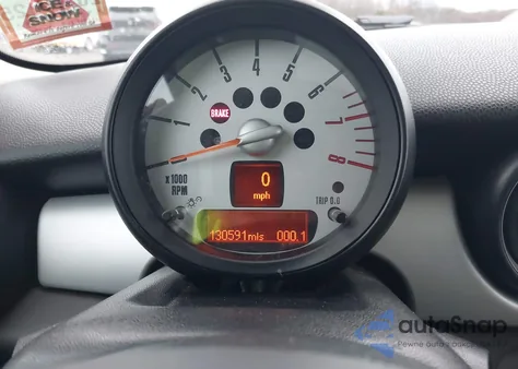 2013 Mini Hardtop Cooper z USA, uszkodzony, nr VIN WMWSU3C57DT549265